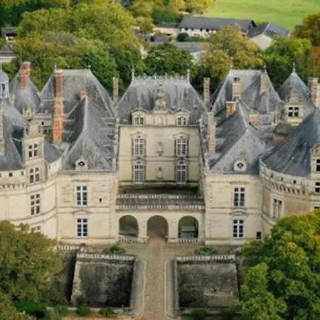 Le Lude Land Lodge Exterior photo